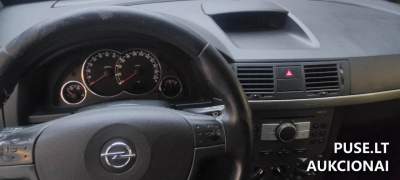 Parduodamas 2006 m. Opel Meriva automobilis Vilniuje nuo 700 EUR, benzinas 77 kW