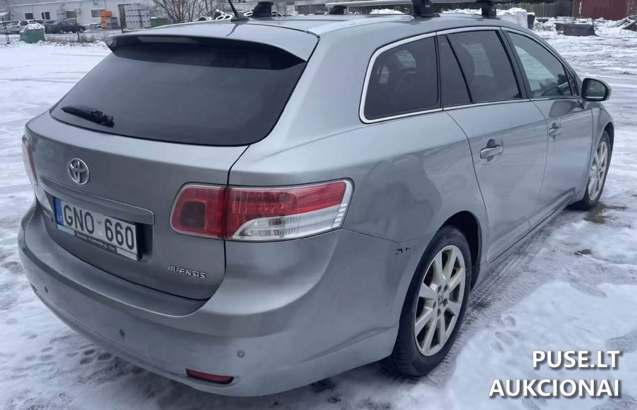 Toyota Avensis Lengvasis automobilis 4