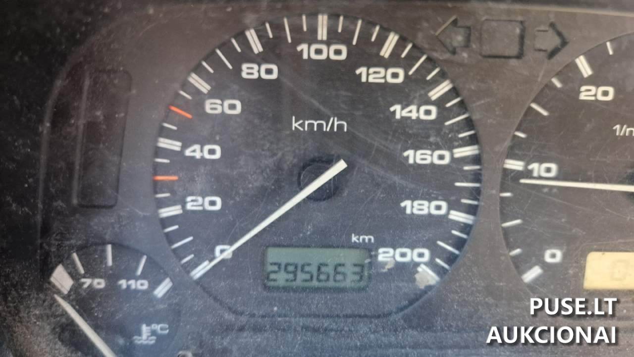 Automobilis VW Caddy Keleivinis automobilis 6