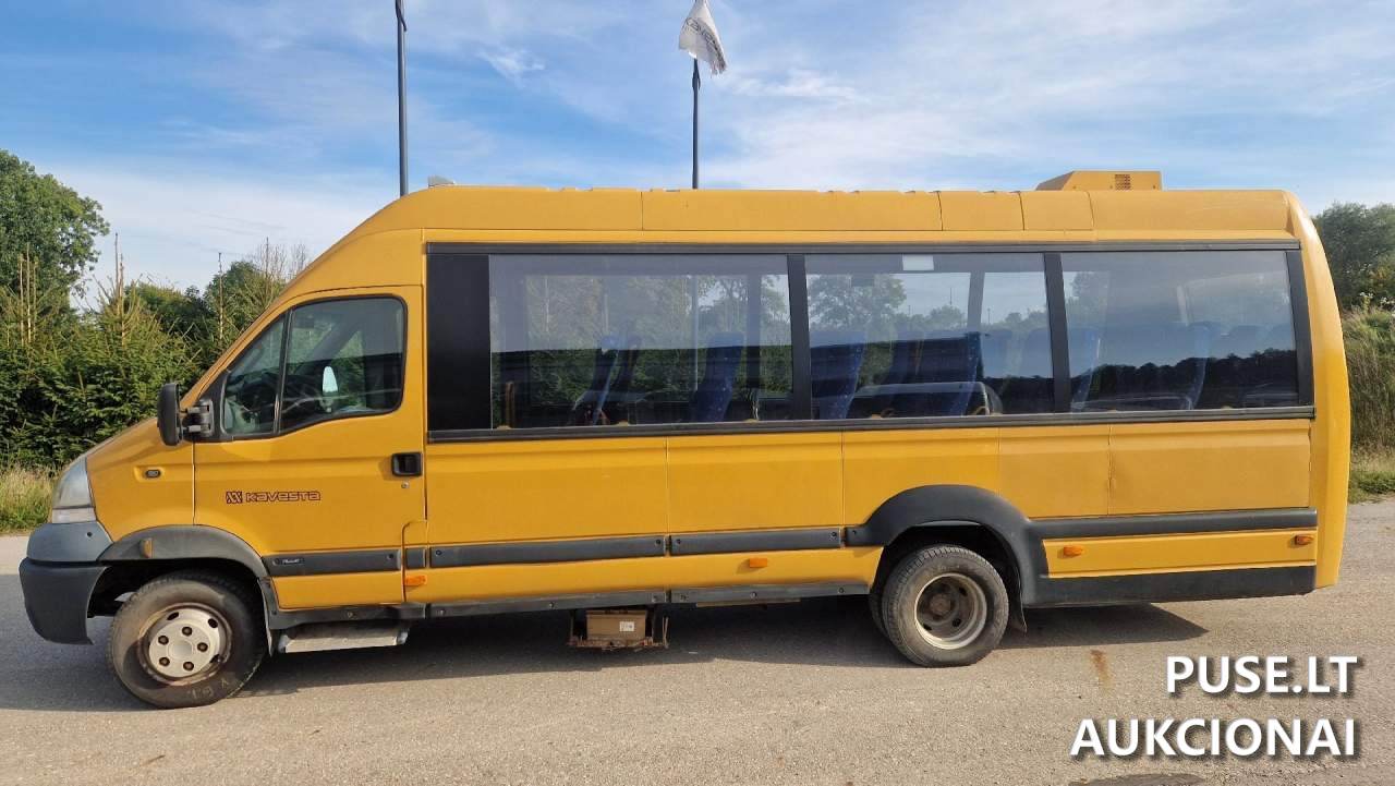 Automobilis Renault Mascott Mažas autobusas 3