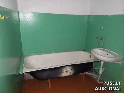 Gyvenamasis namas Vilniaus rajone, Sužionių kaime, su 0.25 ha sklypu, pradinė kaina 75600 EUR