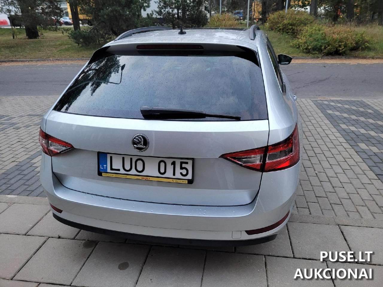 Škoda Superb Lengvasis automobilis 4