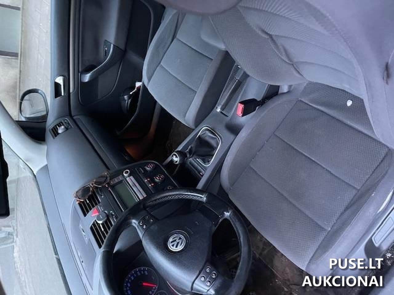 VW GOLF Keleivinis automobilis 4