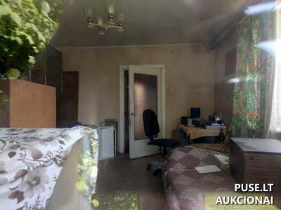 1/9 žemės sklypo ir namo dalis Raseinių r. sav., Katauskių k., Akacijų g. 1, nuo 744 EUR