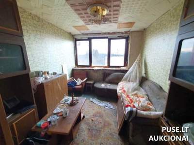 Parduodamas 34.70 kv.m 1 kambario butas su rūsiu Plungėje, Stoties g. 20, pradinė kaina 13200 EUR