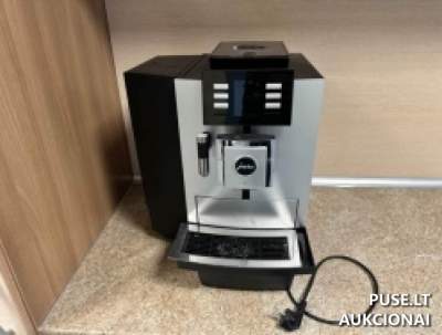 Profesionalus kavos aparatas Jura X8 aukcione Vilniuje nuo 1130 EUR – Techninis aptarnavimas reikalingas