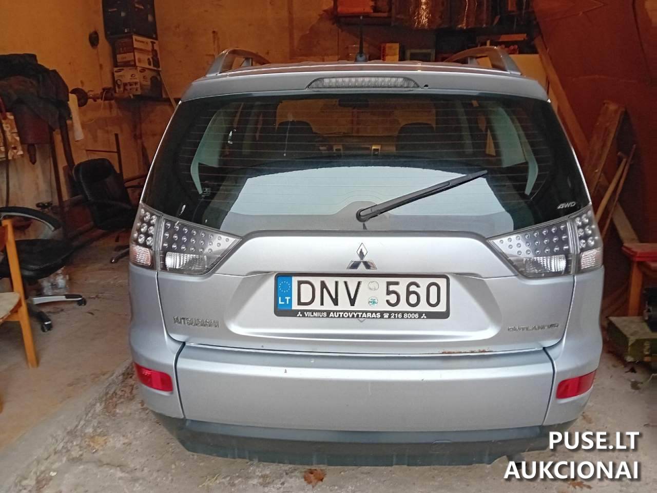 Automobilis Mitsubishi Outlander Lengvasis automobilis 3