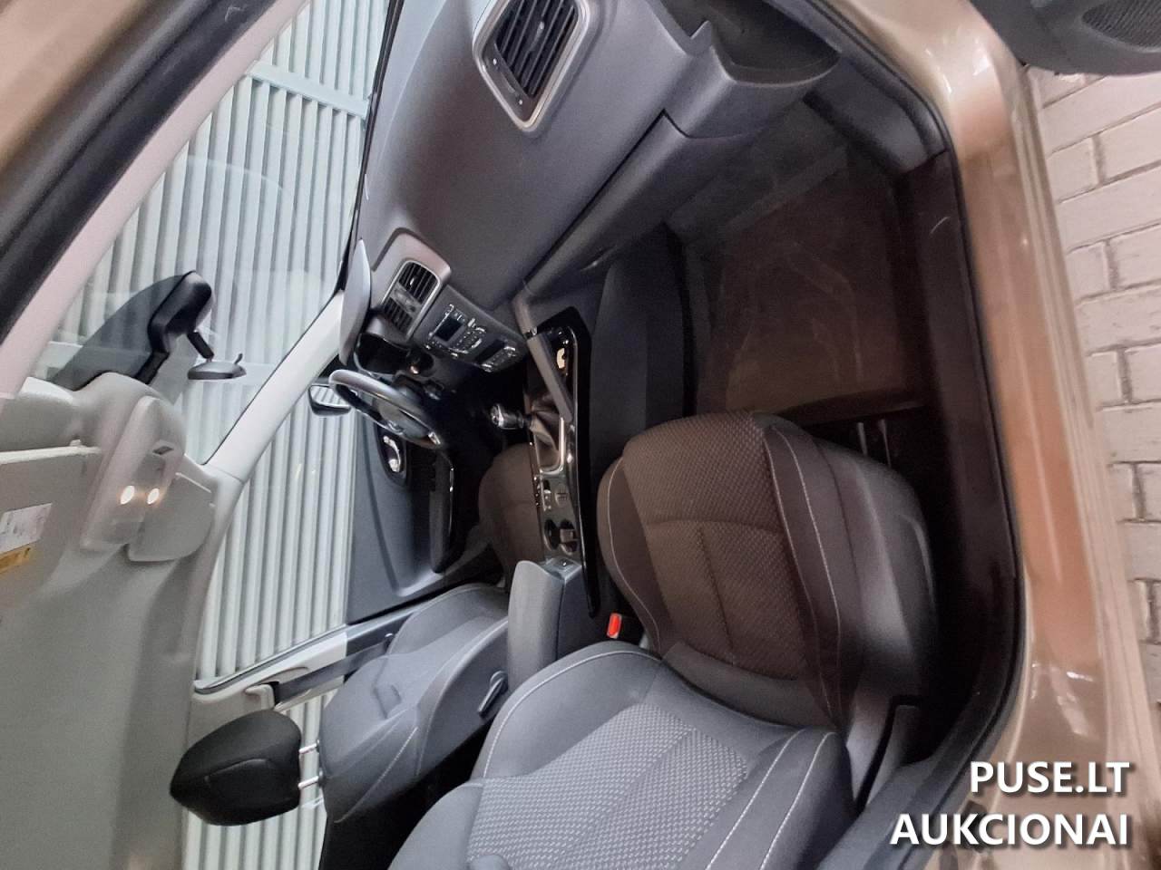 Renault Kadjar Lengvasis automobilis 12