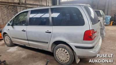 Parduodamas VW Sharan 2006 dyzelinis automobilis Klaipėdoje, pradinė kaina 500 EUR