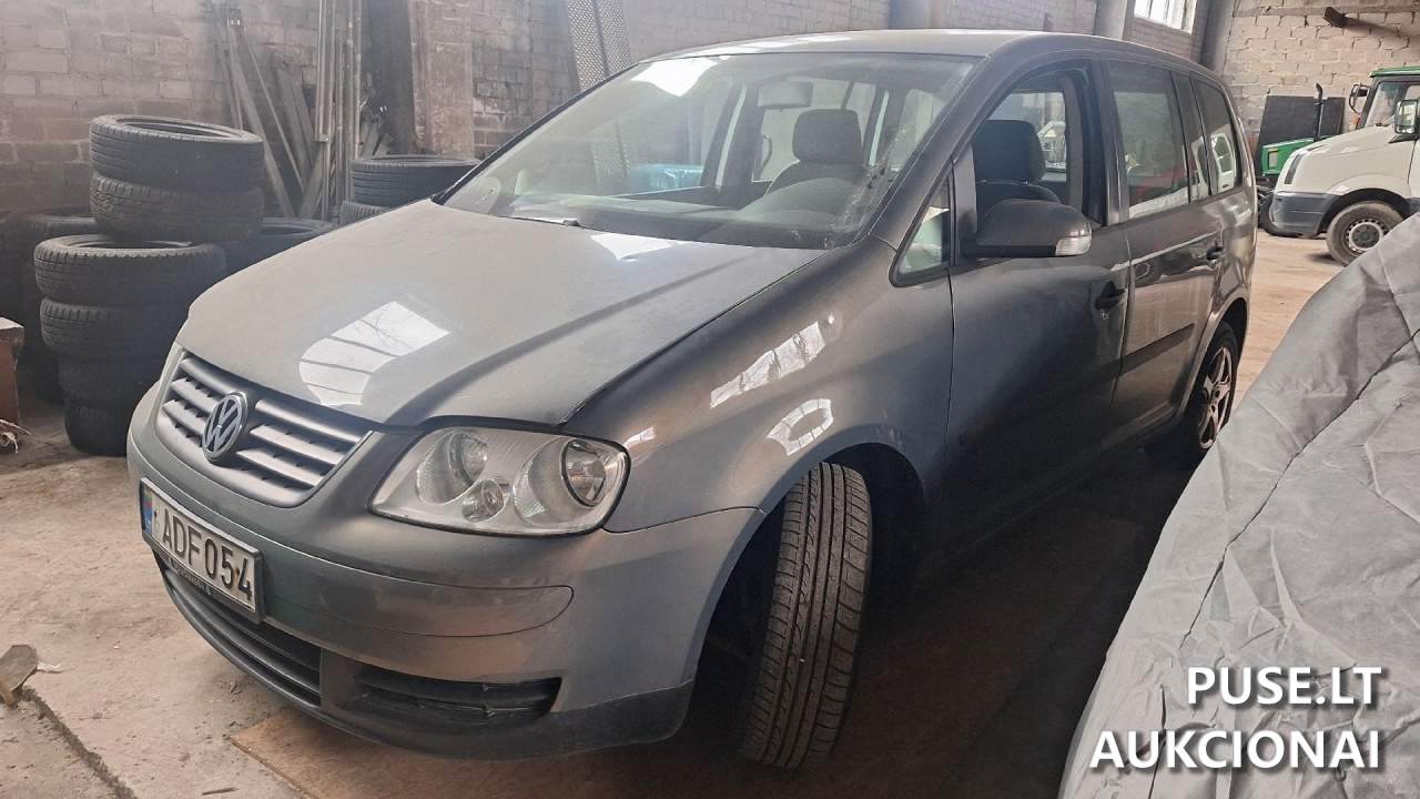 Lengvasis automobilis VW Touran Lengvasis automobilis 3