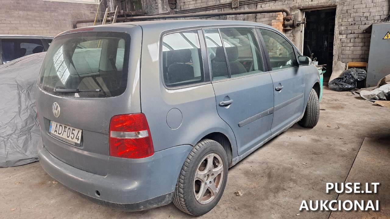 Lengvasis automobilis VW Touran Lengvasis automobilis 4