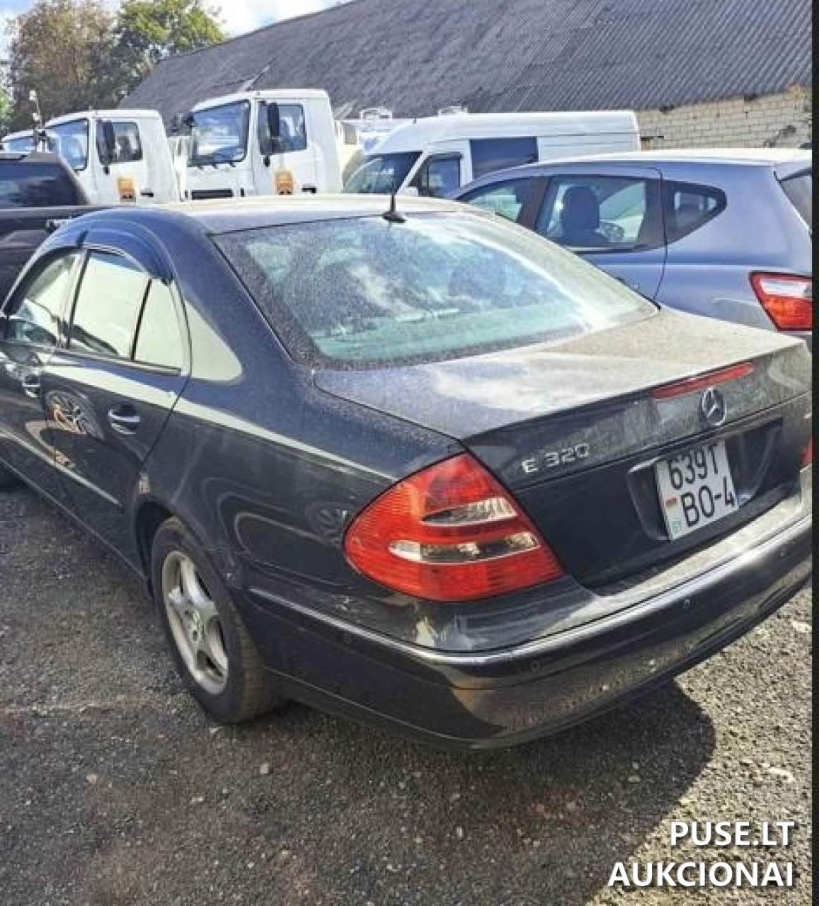 2 transporto priemonės Neklasifikuota 7