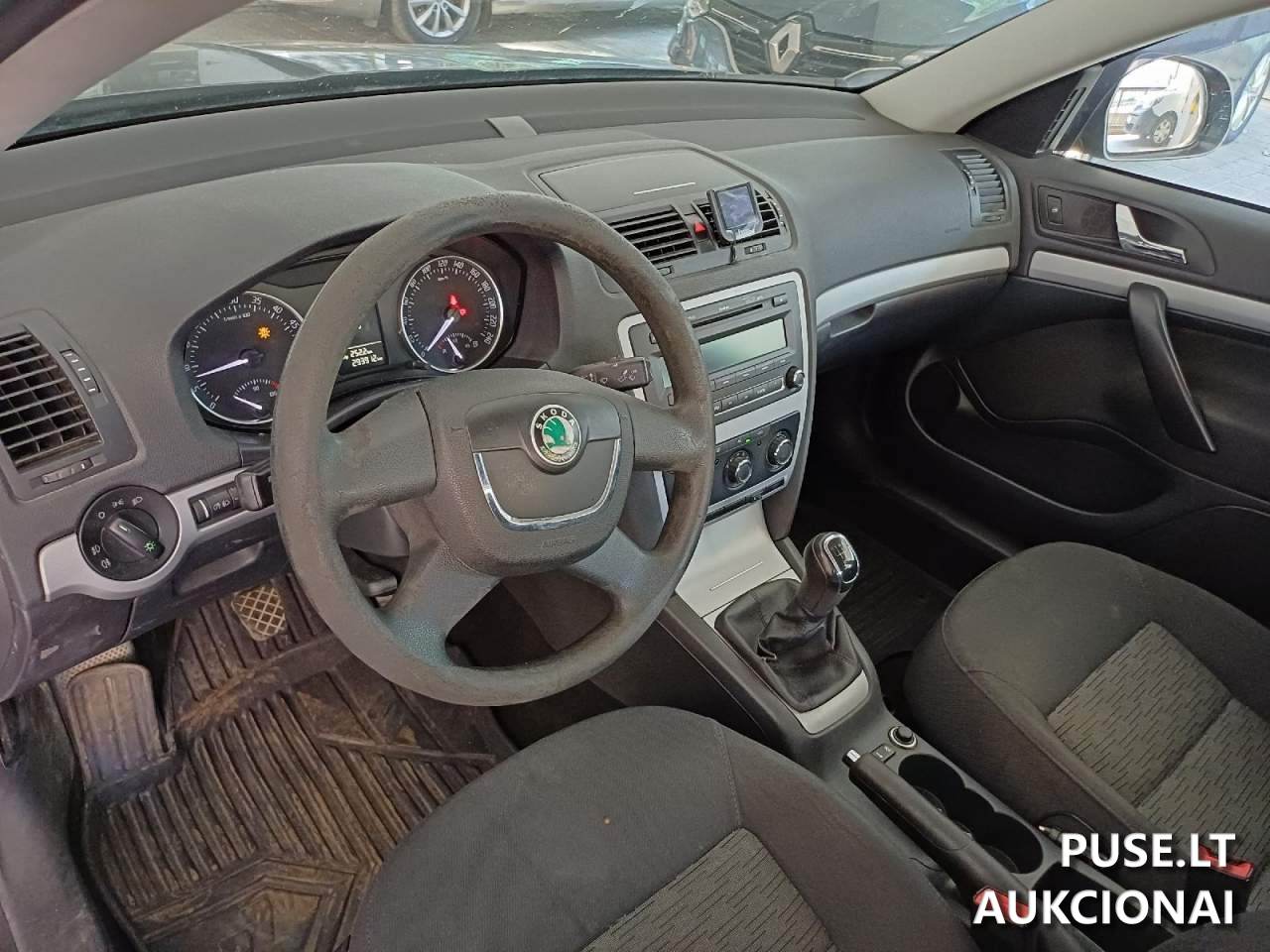 Skoda Octavia Lengvasis automobilis 4