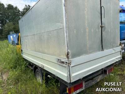VW LT46 krovininis automobilis 2005 m. dyzelinas aukcione Šiauliuose nuo 1600 EUR