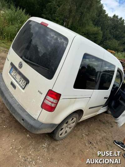 VW Caddy 2011 dyzelinis krovininis automobilis aukcione Šiauliuose nuo 2000 EUR