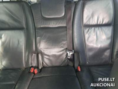 Parduodamas juodas Volvo XC90 2005 m. dyzelinis automobilis aukcione už 1600 EUR