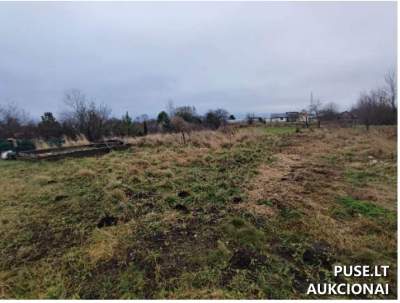 Žemės sklypas Vilkaviškio rajone, Vieversių g. 1, pradinė kaina 2700 EUR, antstolio aukcionas