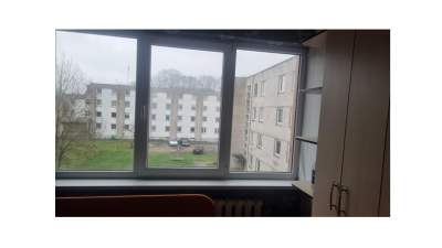 1/2 buto dalis Plungėje, Stoties g. 30, pradinė kaina 5400 EUR - Antstolių varžytynės