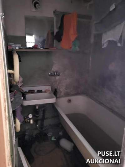 1/2 dalis buto su rūsiu Algimanto Petro Kavoliuko g. 32, Vilniuje, 32967 EUR pradinė kaina