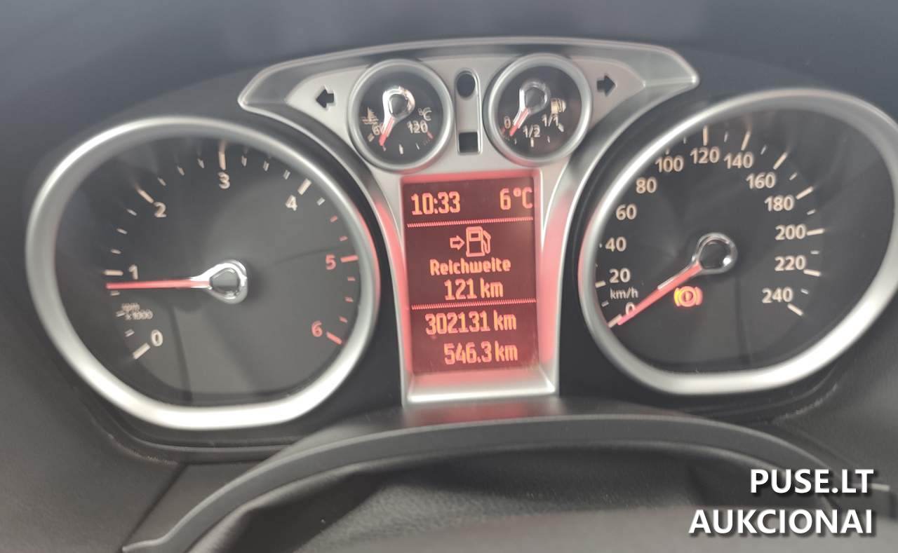 Ford Focus Lengvasis automobilis 2