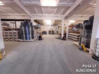 Garažo dalis Raseinių rajone, Smiltynės k. 5, pradinė kaina 17400 EUR