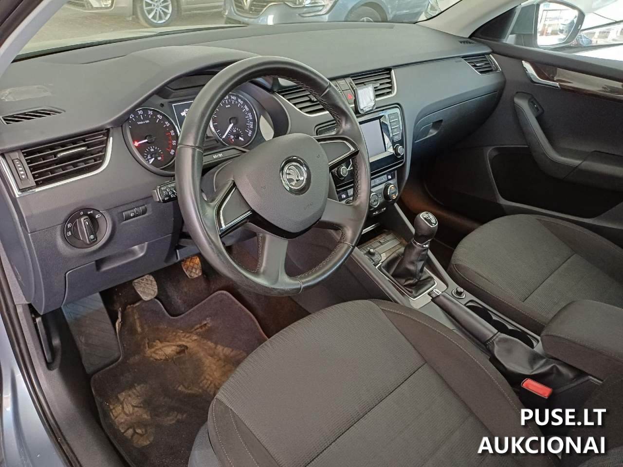 Skoda Octavia Lengvasis automobilis 4