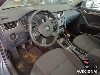 Lengvasis automobilis Skoda Octavia 2013 m. dyzelinas aukcione už 3300 EUR