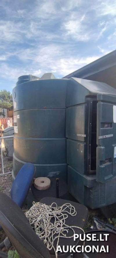 Kuro talpykla TITAN ECO FM5000 parduodama aukcione Vilniaus rajone, pradinė kaina 500 EUR