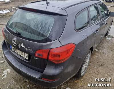 Opel Astra Sport Tourer dyzelinis automobilis Vilniuje 2012 m. pradinė kaina 800 EUR