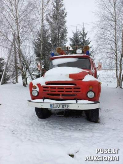 Gaisrinis automobilis ZIL 130 Tauragės rajone pradinė kaina 2160 EUR