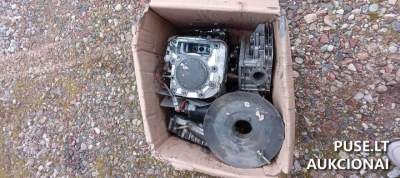 Parduodamas senas sodo traktorius su įranga Raseinių rajone 50 EUR