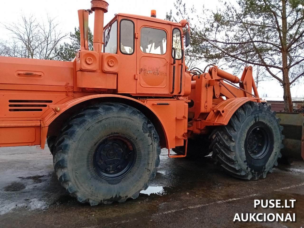 Traktorius K-701 Traktoriai, savaeigės mašinos, priekabos, puspriekabės 1