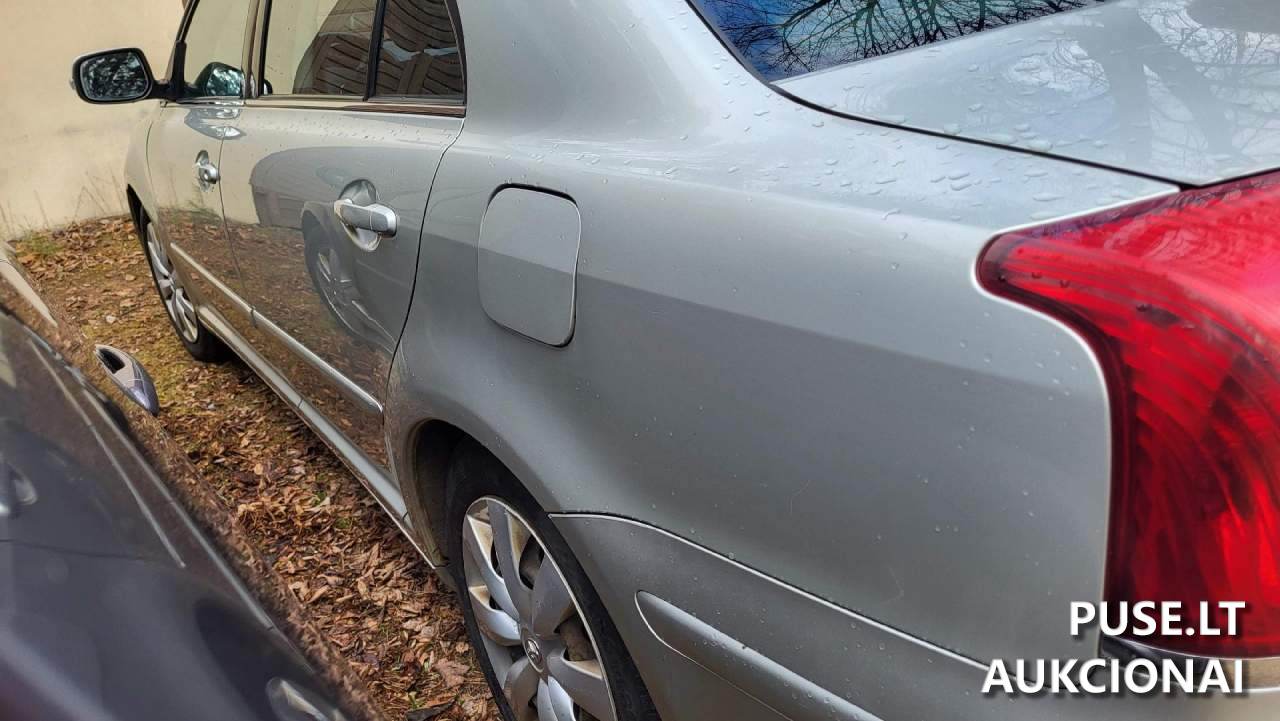 Toyota Avensis Lengvasis automobilis 3
