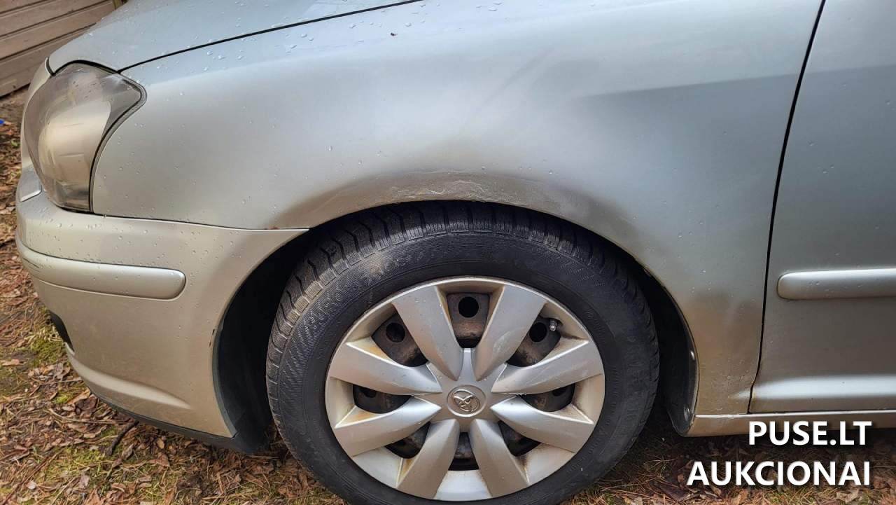 Toyota Avensis Lengvasis automobilis 4