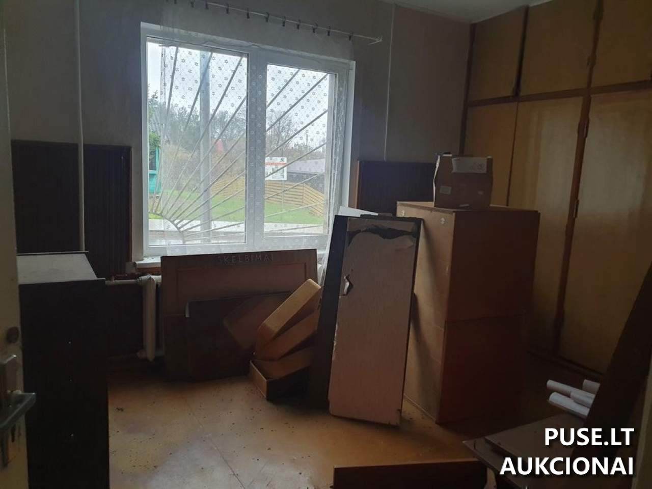 Administracinis pastatas su gyvenamosiomis patalpomis Pastatai S. Dariaus ir S. Girėno g. 6, 78222 Šiauliai, Lithuania 8