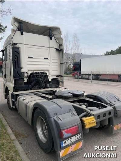 Puspriekabių vilkikas MAN TGX 18.440 Vilniuje, pradinė kaina 14641 EUR