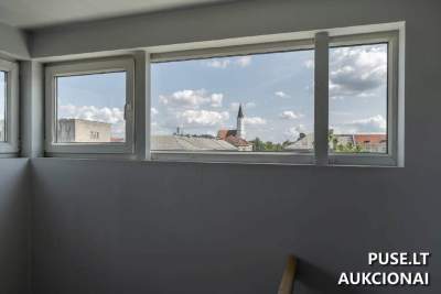 Administracinis pastatas Šiauliuose, Aušros al. 17, pradinė kaina 347000 EUR, 881 kv.m