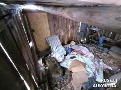 Parduodamas gyvenamasis namas Kelmės rajone, Vidsodžio kaime, 1708 EUR pradine kaina