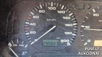 Parduodamas VW Caddy keleivinis automobilis Klaipėdoje, pradinė kaina 240 EUR, 2000 m. gamybos