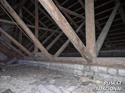 Patalpų dalis Vilniuje, Kapsų g. 8, neįrengta pastogė 37 kv.m, pradinė kaina 8138 EUR