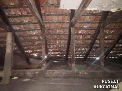 Nekilnojamojo turto dalis Vilniuje, Trakų g. 8, neįrengta pastogė 10260 EUR