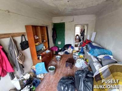 Patalpų dalis Beinoravos kaime, Radviliškio r., 47 kv. m, pradinė kaina 990 EUR