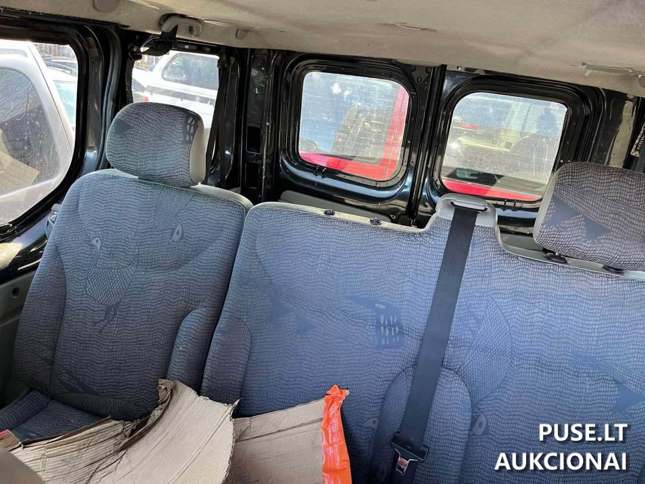 RENAULT TRAFIC Nenurodyta 1