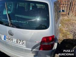 Nenurodyta - VW TOURAN