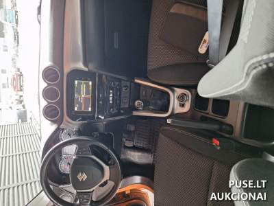 Parduodamas 2018 m. Suzuki Vitara benzinu aukcione 5600 EUR pradine kaina