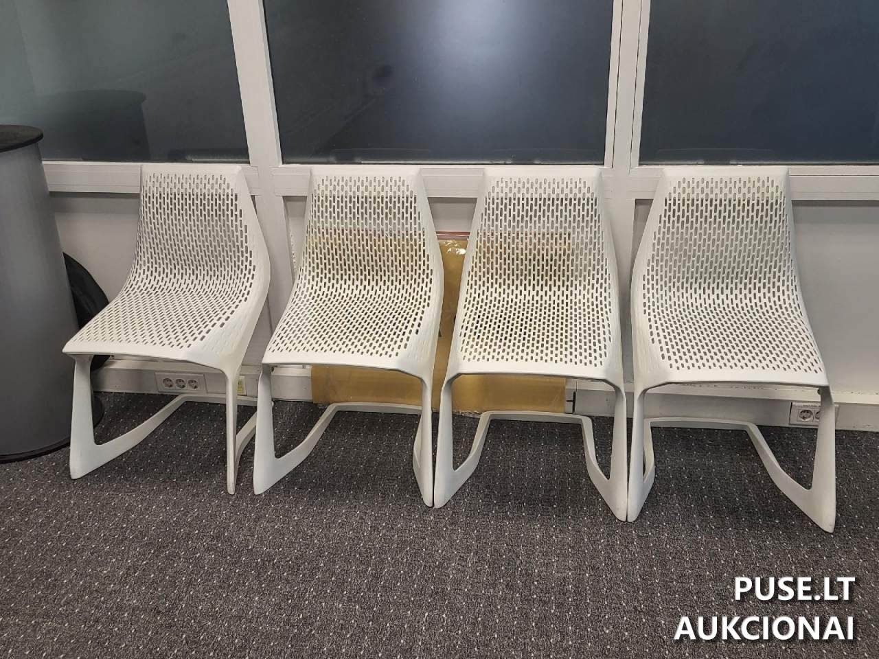 Plastikinės kėdės, 25 vnt Baldai 2