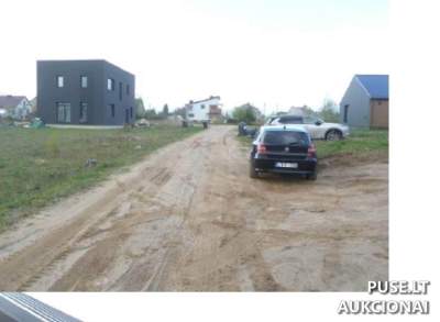 Žemės sklypo dalis Vilniuje, Užilgių g. 28, nuo 9600 EUR - Antstolių varžytynės