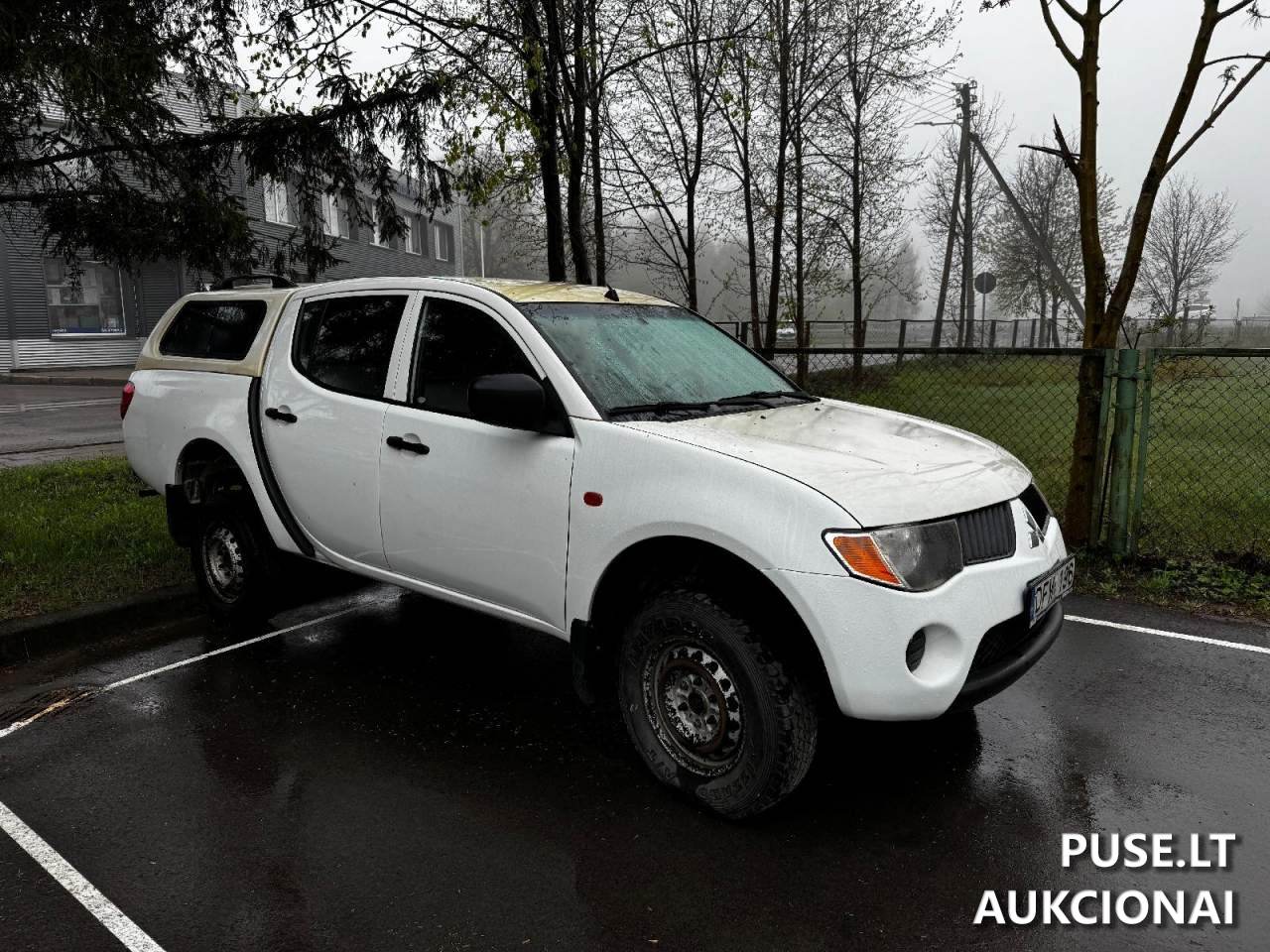 Mitsubishu L200, akumuliatorius "Autopart Galaxy Plus", padangos "AUTONE" Lengvasis automobilis 2