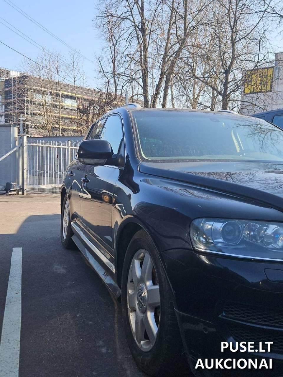 Automobilis Volkswagen Touareg Lengvasis automobilis 1