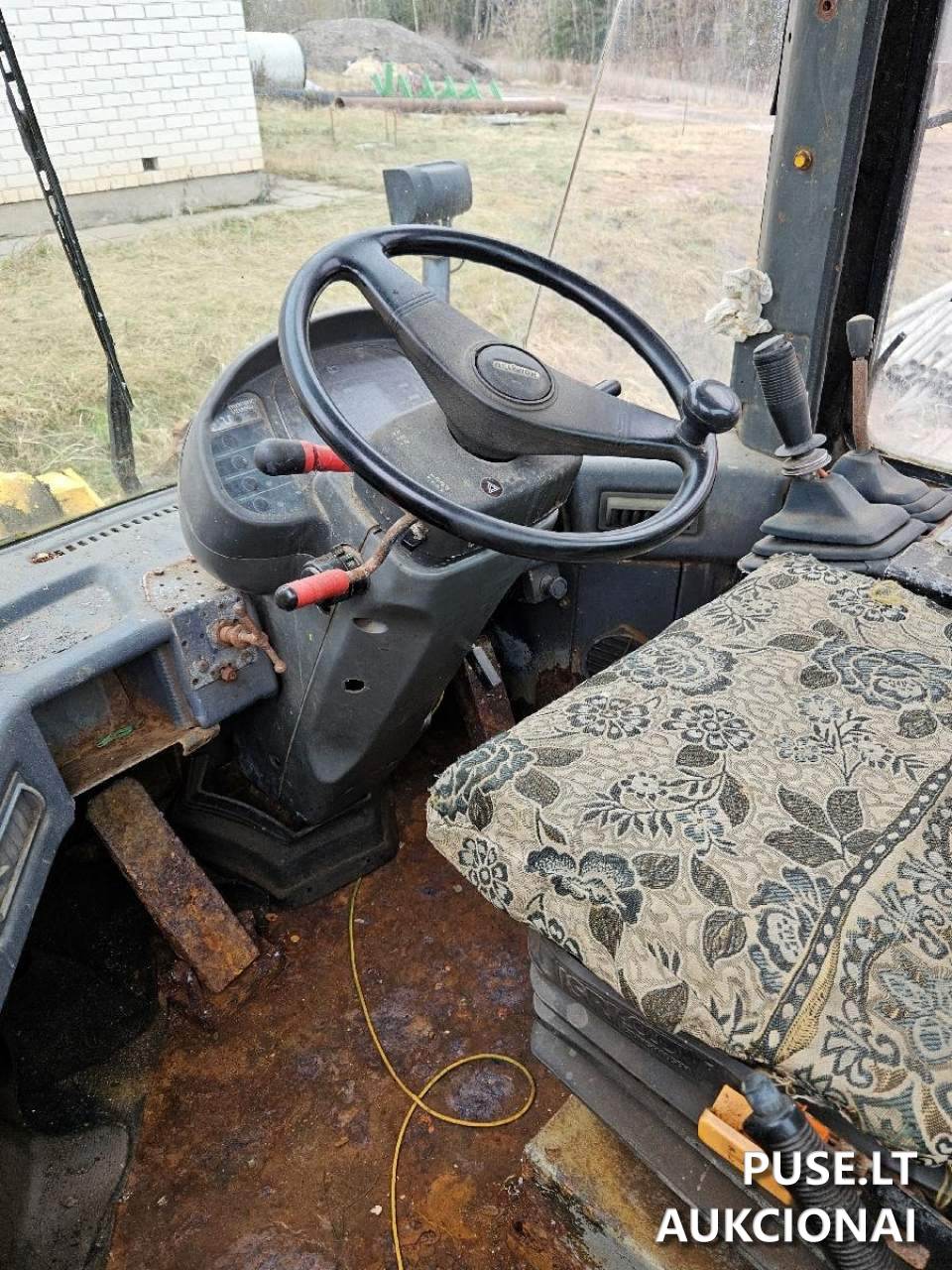 Ratinis pakrovėjas Komatsu WA270-3 Traktoriai, savaeigės mašinos, priekabos, puspriekabės 5
